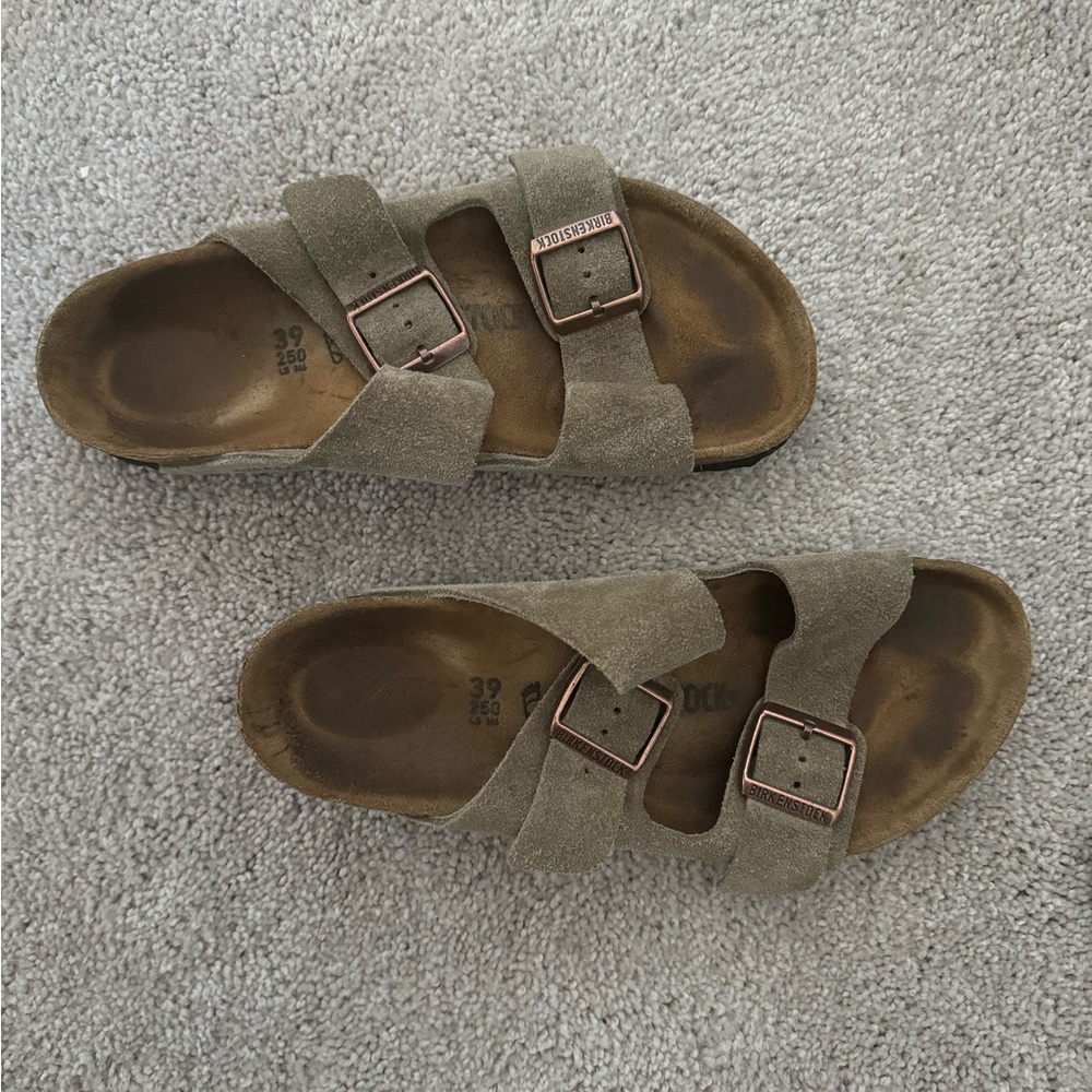 Birkenstock Arizona in taupe